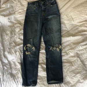 NWOT Abercrombie Girlfriend Jeans